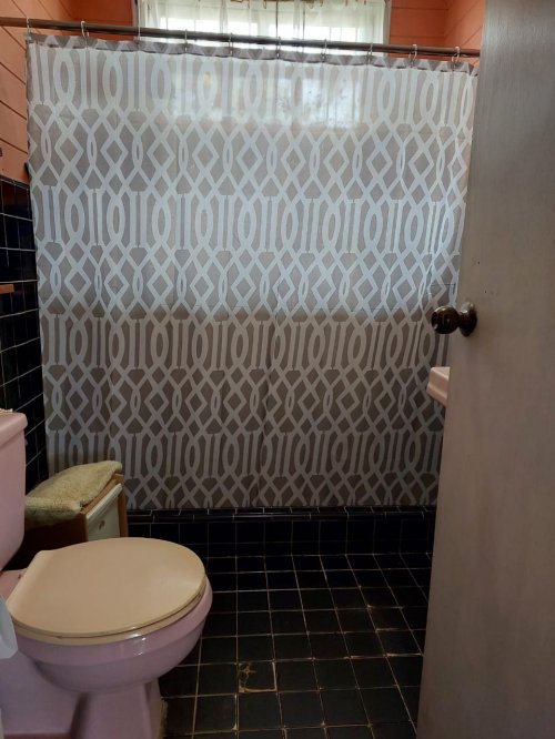 Se Vende como Lote Propiedad en San Antonio de Coronado.